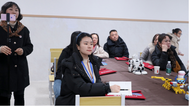 赴蓉城共探教育新篇，于聯(lián)中同繪育人藍圖707.png
